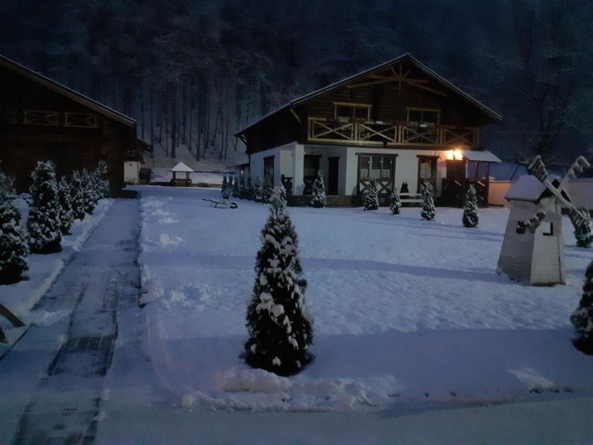 U Druziv Polyana (Transcarpathia) Exterior foto